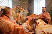 Божественная литургия в Свято-Петро-Павловском кафедральном соборе г.Гомеля