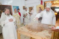 Преосвященный Стефан освятил храм Рождества Пресвятой Богородицы г.п. Уваровичи