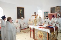 Преосвященный Стефан освятил храм Рождества Пресвятой Богородицы г.п. Уваровичи