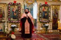 Вечернее богослужение с пением акафиста Воскресению Христову