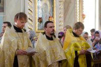 Вечернее богослужение с пением акафиста Пресвятой Богородице