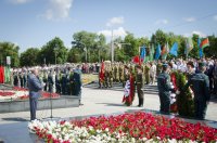 Преосвященнейший Стефан принял участие в церемонии возложения цветов к памятнику на Аллее Героев в г.Гомеле