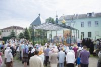 Божественная литургия в праздник Тихвинской иконы Божией Матери