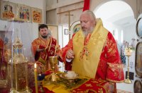 Божественная литургия в день памяти святых Царственных страстотерпцев Божественная литургия в день памяти святых Царственных страстотерпцев