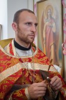 Божественная литургия в день памяти святых Царственных страстотерпцев Божественная литургия в день памяти святых Царственных страстотерпцев