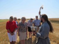 ДОБРУШ. С Божьего благословения в районе началась обычная, но такая ответственная работа