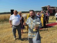 ДОБРУШ. С Божьего благословения в районе началась обычная, но такая ответственная работа