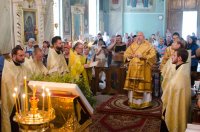 Вечернее богослужение с чтением акафиста нараспев