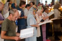 Вечернее богослужение с чтением акафиста нараспев