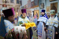 Божественная литургия в праздник иконы Божией Матери "Троеручица"