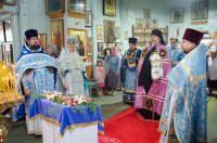 Божественная литургия в праздник иконы Божией Матери "Троеручица"