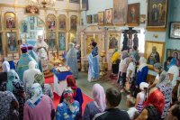 Божественная литургия в праздник иконы Божией Матери "Троеручица"