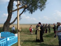 СВЕТЛОГОРСК. На месте трагической гибели Красноперова и Бевзюка был установлен и освящен поклонный крест