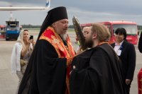 В Национальный аэропорт «Минск» доставлена величайшая святыня - предплечье святого великомученика и целителя Пантелеимона В Национальный аэропорт «Минск» доставлена величайшая святыня - предплечье святого великомученика и целителя Пантелеимона