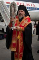 В Национальный аэропорт «Минск» доставлена величайшая святыня - предплечье святого великомученика и целителя Пантелеимона В Национальный аэропорт «Минск» доставлена величайшая святыня - предплечье святого великомученика и целителя Пантелеимона