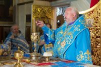 Божественная литургия в праздник Почаевской иконы Божией Матери Божественная литургия в праздник Почаевской иконы Божией Матери