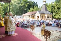 Божественная литургия в Неделю 7-ю по Пятидесятнице Божественная литургия в Неделю 7-ю по Пятидесятнице