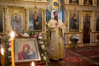 Вечернее богослужение с чтением акафиста нараспев