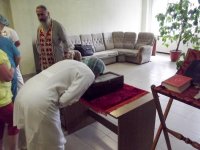 По благословению Преосвященного Стефана частица мощей св.вмч. Пантелеимона доставляется во все учреждения здравоохранения г.Гомеля По благословению Преосвященного Стефана частица мощей св.вмч. Пантелеимона доставляется во все учреждения здравоохранения г.Гомеля