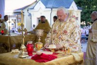 Божественная Литургия в кафедральном Свято-Петро-Павловском соборе г.Гомеля