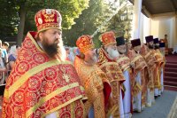 Божественная литургия в день памяти святого великомученика и целителя Пантелеимона