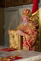 Божественная литургия в предпразднство происхождения честных древ Животворящего Креста Господня Божественная литургия в предпразднство происхождения честных древ Животворящего Креста Господня