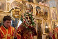 Всенощное бдение в канун происхождения честных древ Животворящего Креста Господня