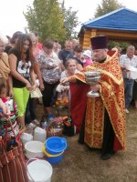 В д.Селец был совершен крестный ход с иконой святых мучеников Маккавеев В д.Селец был совершен крестный ход с иконой святых мучеников Маккавеев