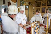Преосвященный Стефан возглавил Божественную Литургию в Покровском храме г.Речицы
