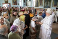 Преосвященный Стефан возглавил Божественную Литургию в Покровском храме г.Речицы