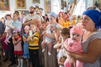 Преосвященный Стефан возглавил Божественную Литургию в Покровском храме г.Речицы