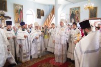 Преосвященный Стефан возглавил Божественную Литургию в Покровском храме г.Речицы