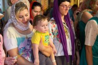 Преосвященный Стефан совершил вечерню и утреню с чином погребения плащаницы Божией Матери