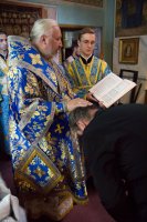 Преосвященный Стефан совершил вечерню и утреню с чином погребения плащаницы Божией Матери