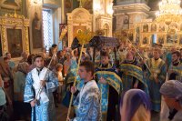 Преосвященный Стефан совершил вечерню и утреню с чином погребения плащаницы Божией Матери