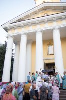 Преосвященный Стефан совершил вечерню и утреню с чином погребения плащаницы Божией Матери