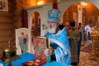 Преосвященный Стефан и Преосвященный Вениамин совершили Божественную литургию