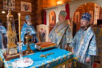 Преосвященный Стефан и Преосвященный Вениамин совершили Божественную литургию