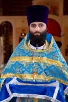 Преосвященный Стефан и Преосвященный Вениамин совершили Божественную литургию