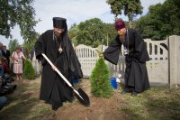 Преосвященный Стефан и Преосвященный Вениамин совершили Божественную литургию