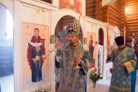 Преосвященный Стефан и Преосвященный Вениамин совершили Божественную литургию
