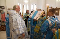 Всенощное бдение в канун праздника иконы Божией Матери "Грузинская"