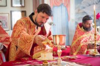 Божественная литургия в день памяти преподобномученика Серафима (Шахмуть) Божественная литургия в день памяти преподобномученика Серафима (Шахмуть)