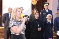 Священнослужитель принял участие в торжественной линейке в СШ№70 для детей с нарушением слуха Священнослужитель принял участие в торжественной линейке в СШ№70 для детей с нарушением слуха