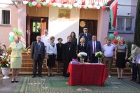 Священнослужитель принял участие в торжественной линейке в СШ№70 для детей с нарушением слуха Священнослужитель принял участие в торжественной линейке в СШ№70 для детей с нарушением слуха