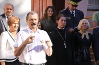 Священнослужитель принял участие в торжественной линейке в СШ№70 для детей с нарушением слуха Священнослужитель принял участие в торжественной линейке в СШ№70 для детей с нарушением слуха