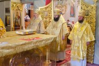 Божественная литургия в день памяти святителя Митрофана Воронежского