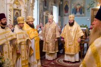 Божественная литургия в день памяти святителя Митрофана Воронежского