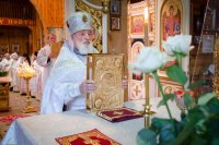 Божественная литургия в день воспоминание чуда Архистратига Михаила, бывшего в Хонех Божественная литургия в день воспоминание чуда Архистратига Михаила, бывшего в Хонех