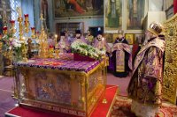 Всенощное бдение в канун праздника Воздвижения Честного и Животворящего Креста Господня